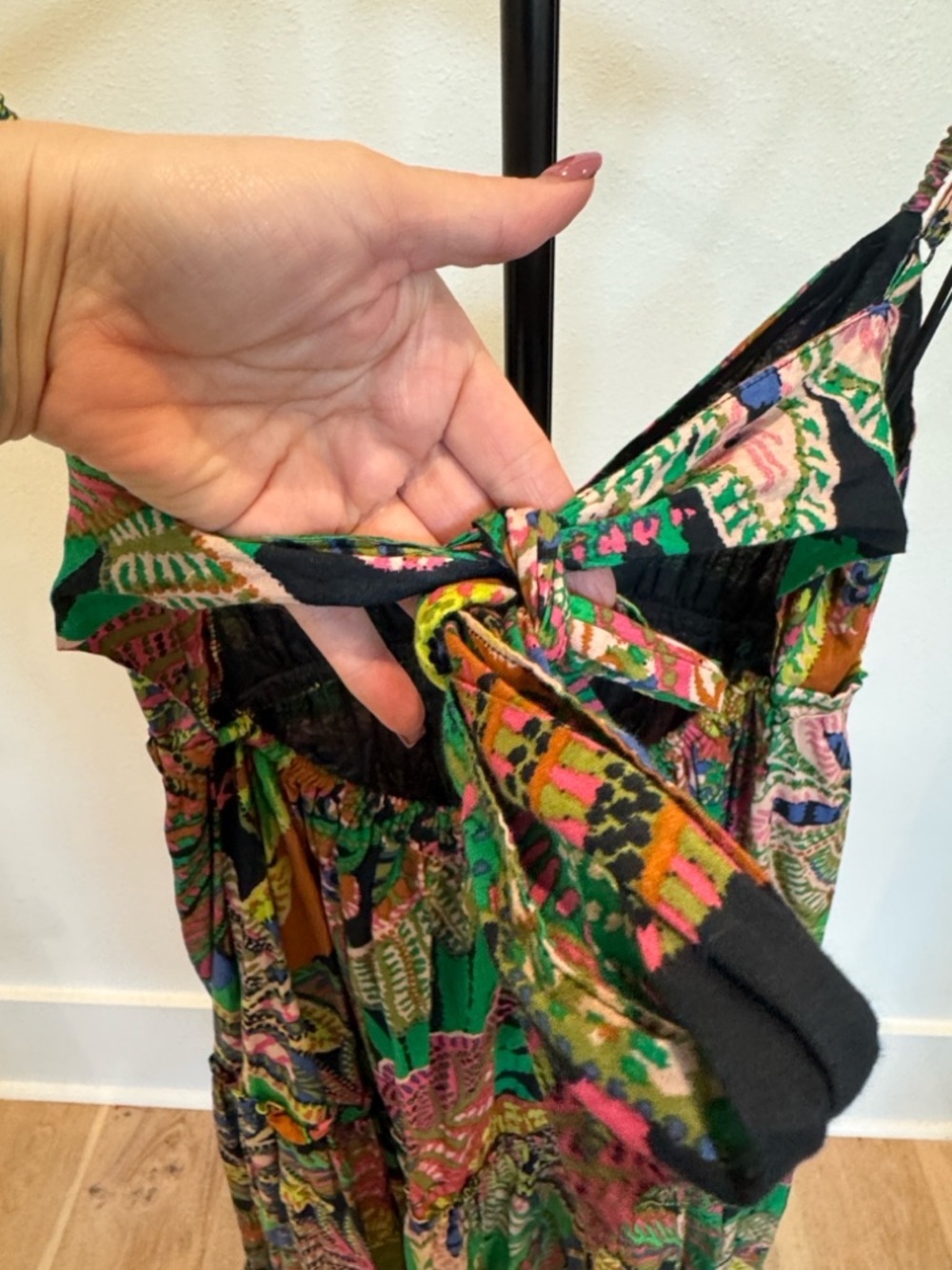Gianni Bini Multicolor Tropical Leaf Maxi Dress in Green and Pink - Picture 5 of 5